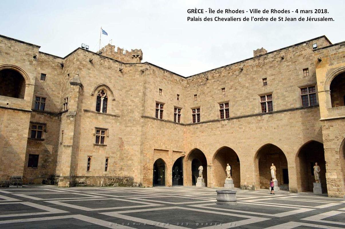 018- Rhodes Palais des Chevaliers.JPG